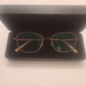 Classic Rectangular Gold Metal Frame Glasses